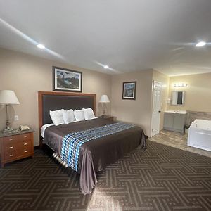 King Room Spa Bath